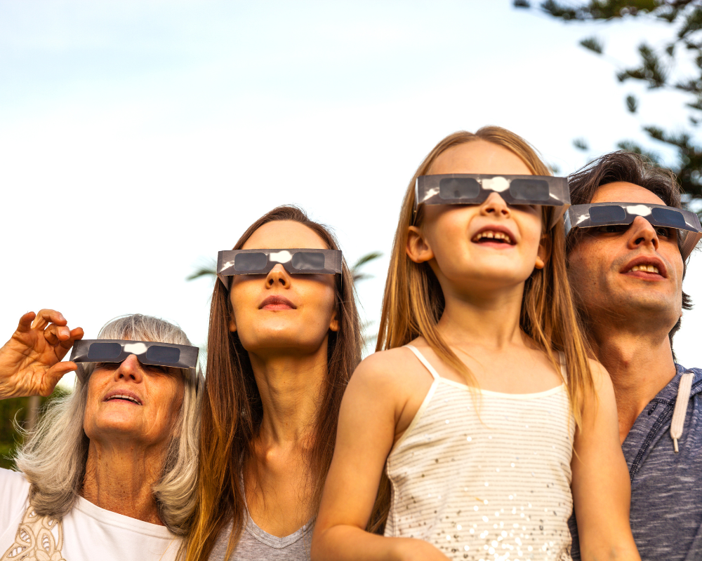 Imagen destacada de “Seguridad durante el eclipse solar: proteja sus ojos y su salud”